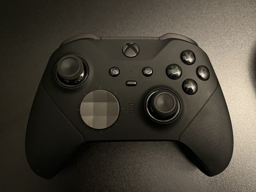 【新品・未使用】Xbox Elite Series 2 Core ブラック Xbox Elite Controller Series 2 - Basically Brand New (READ