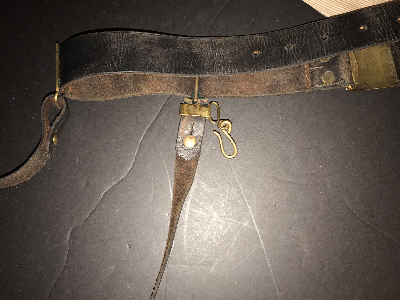 CAVALRY- INDIAN WAR PERIOD BELT 1874 PATTERN BELT & 1872 LIGHT CAV.SABRE
