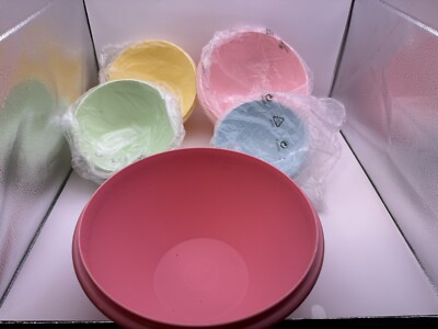 Tupperware 5 Piece Wonderlier Set Never Used. Pastel colors No Lids