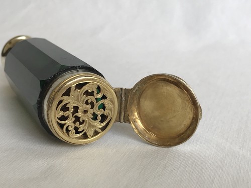 Antique Emerald Green Crystal Sterling Silver Double Ended Perfume Scent Bottle