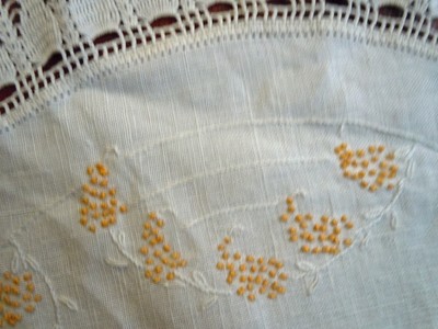 Vintage Pineapple Crochet & Embridery Doiley