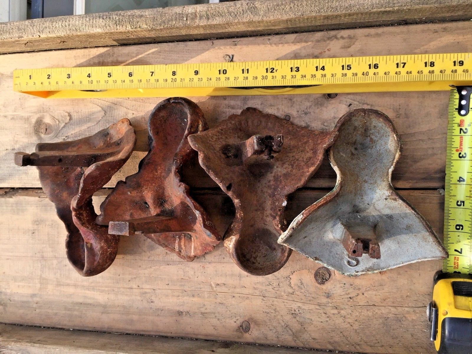 4 Antique Cast Iron Claw Ball Foot Tub  Bathtub Ornate Similar