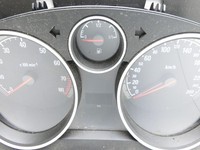 Opel Zafira B 05-11 2,2 110KW Kombiinstrument Tacho Opel Zafira B 05-11 02.11.2006 13225978 gebraucht Vorschau 5