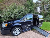 Chrysler Voyager Auto +  Side Entry Drive From Wheelchair Passenger Upfront