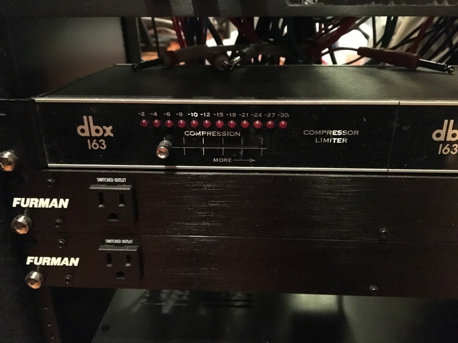 Vintage Analog DBX 163 Dual Mono VCA Compressor