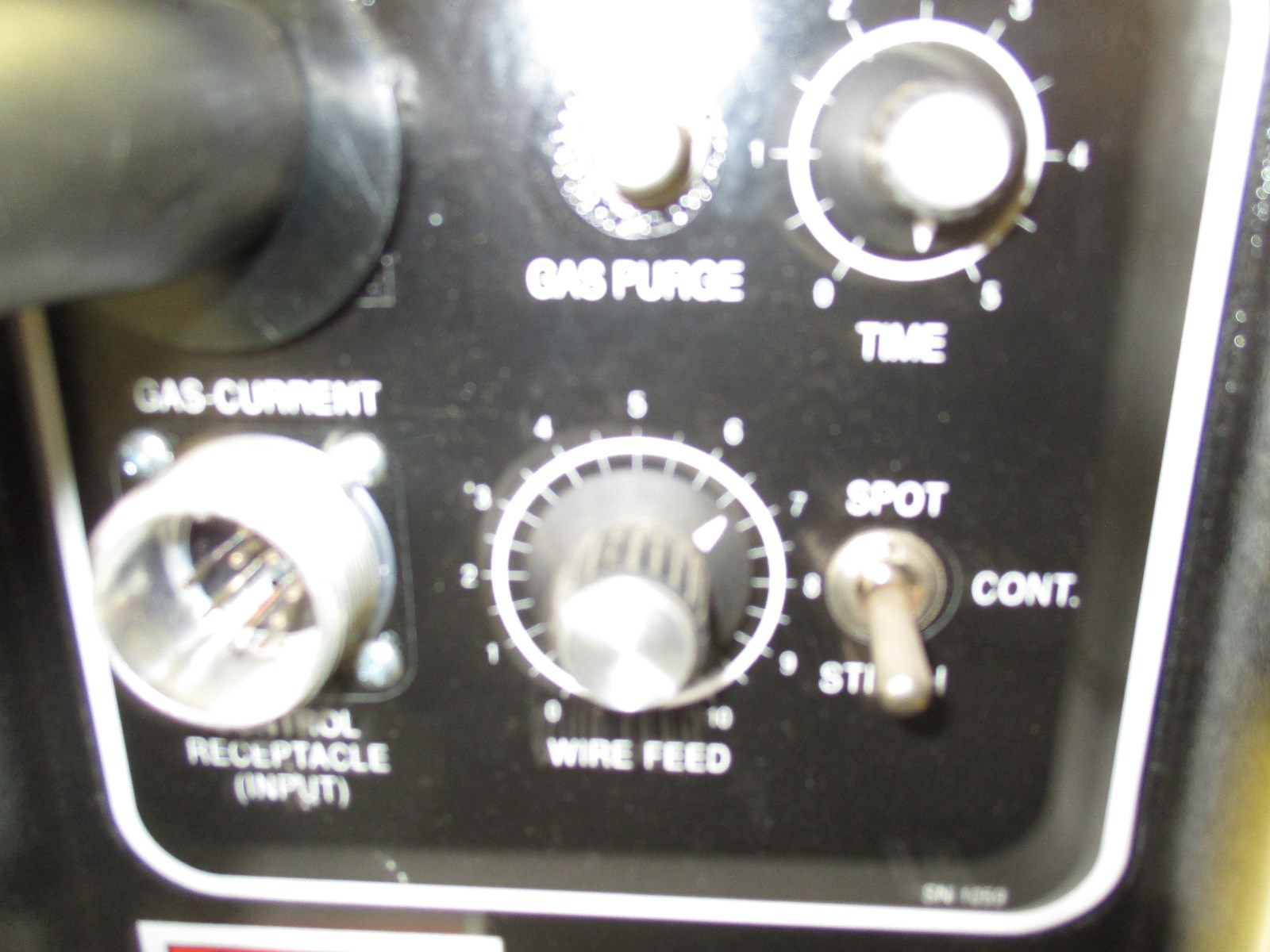 SNAP ON 250 SL WELDER MIG, TIG, HELMET, TANKS, AND PARTS 3 HOURS OF USE