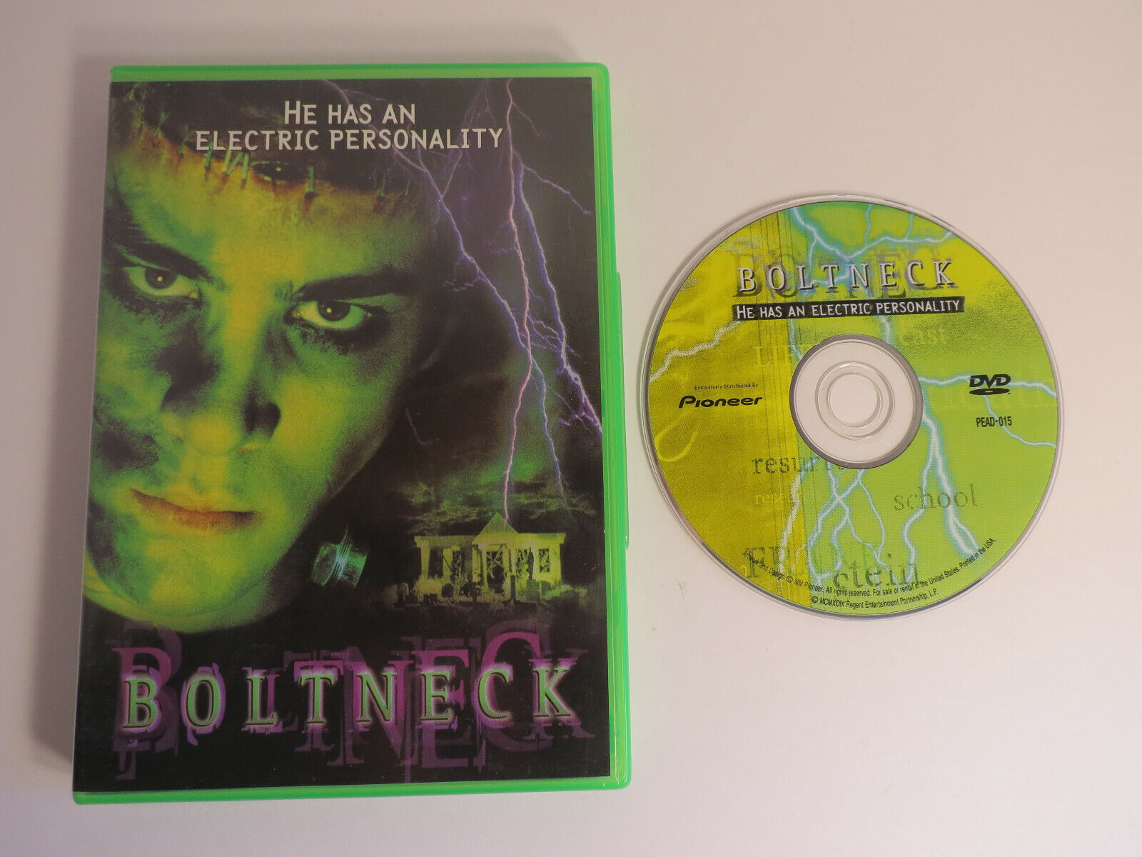 Boltneck DVD 2000 Horror Pioneer US Version Very Rare Working Boltneck DVD 2000 Horror Pioneer US Version Very Rare Working