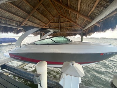 2012 Regal 2550 Cuddy w/ Mercruiser 350 MAG Bravo III (25hrs)**Lake Worth,FL*