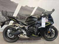 Honda CBR650R brand new 2026 E Clutch bike, available now at Craigs Honda