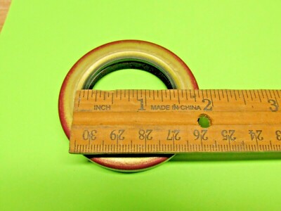 1971 1972 1973 1974 1975 1976 CADILLAC ELDORADO FINAL DRIVE AXLE SHAFT SEALS  