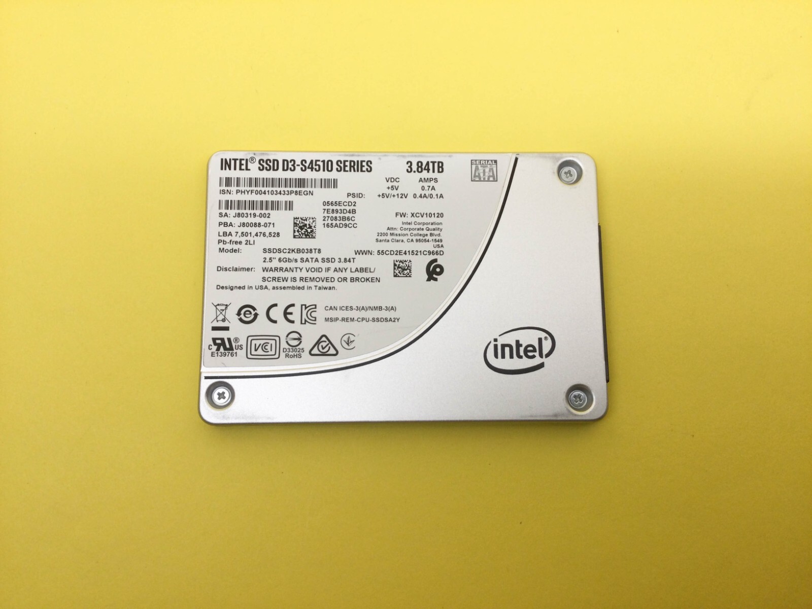 Intel D3-S4510 Series 3.84TB SATA 6Gb/s 2.5'' SSD Intel D3-S4510 Series 3.84TB SATA 6Gb/s 2.5'' SSD