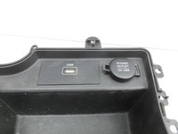 Ssangyong Korando C300 19-24 Einsatz für Ablagefach Staufach Fach USB Ssangyong Korando C300 19-24 01.01.2019 gebraucht Vorschau 4