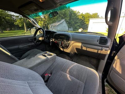 image 4 of interior
