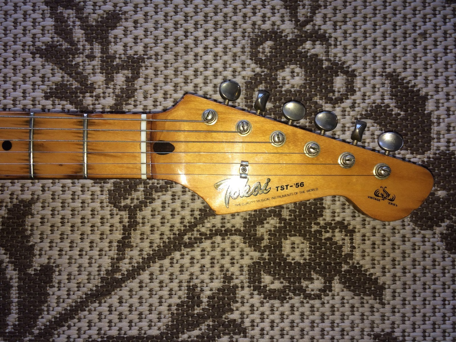 Vintage Tokai TST-56 80's sunburst MIJ