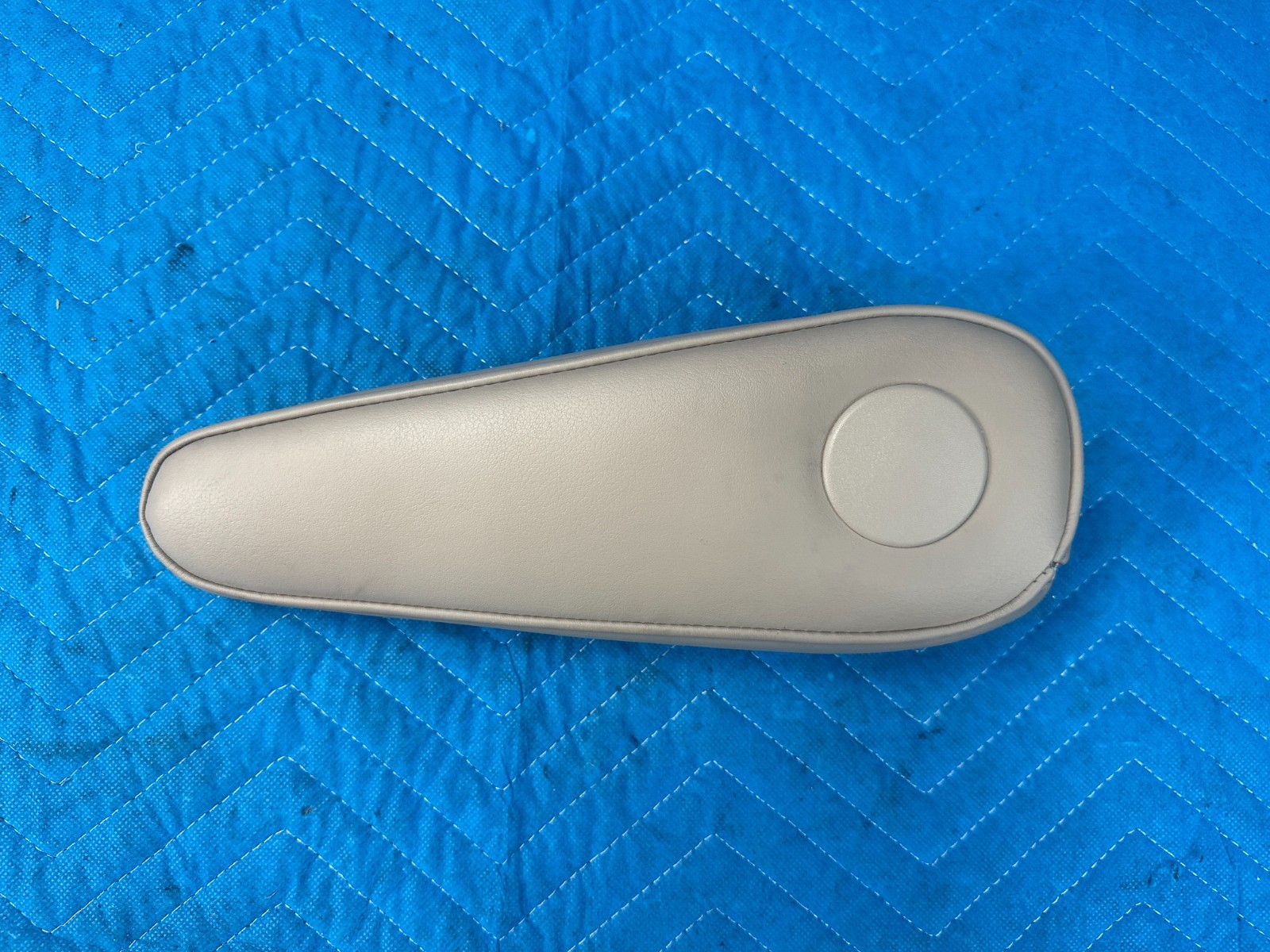 Lexus LX470 Front Passenger's Seat Armrest Tan:LF40 72880