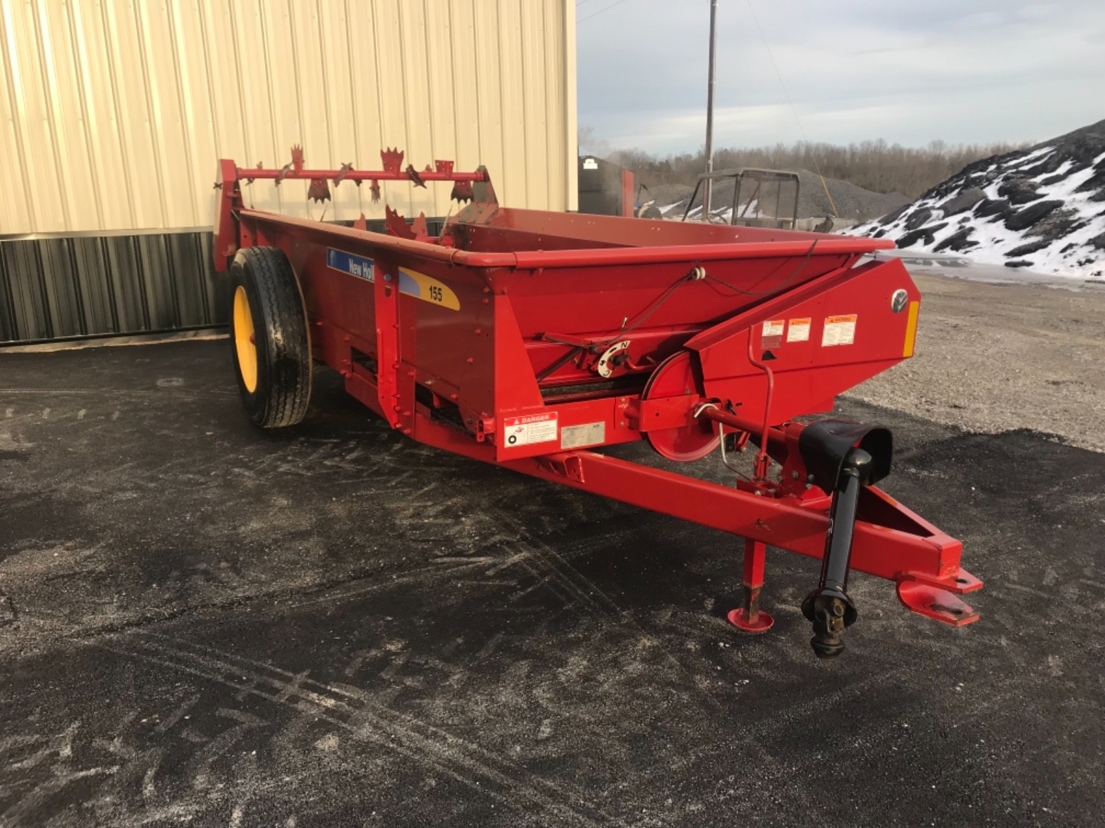 New Holland 155 Manure Spreader