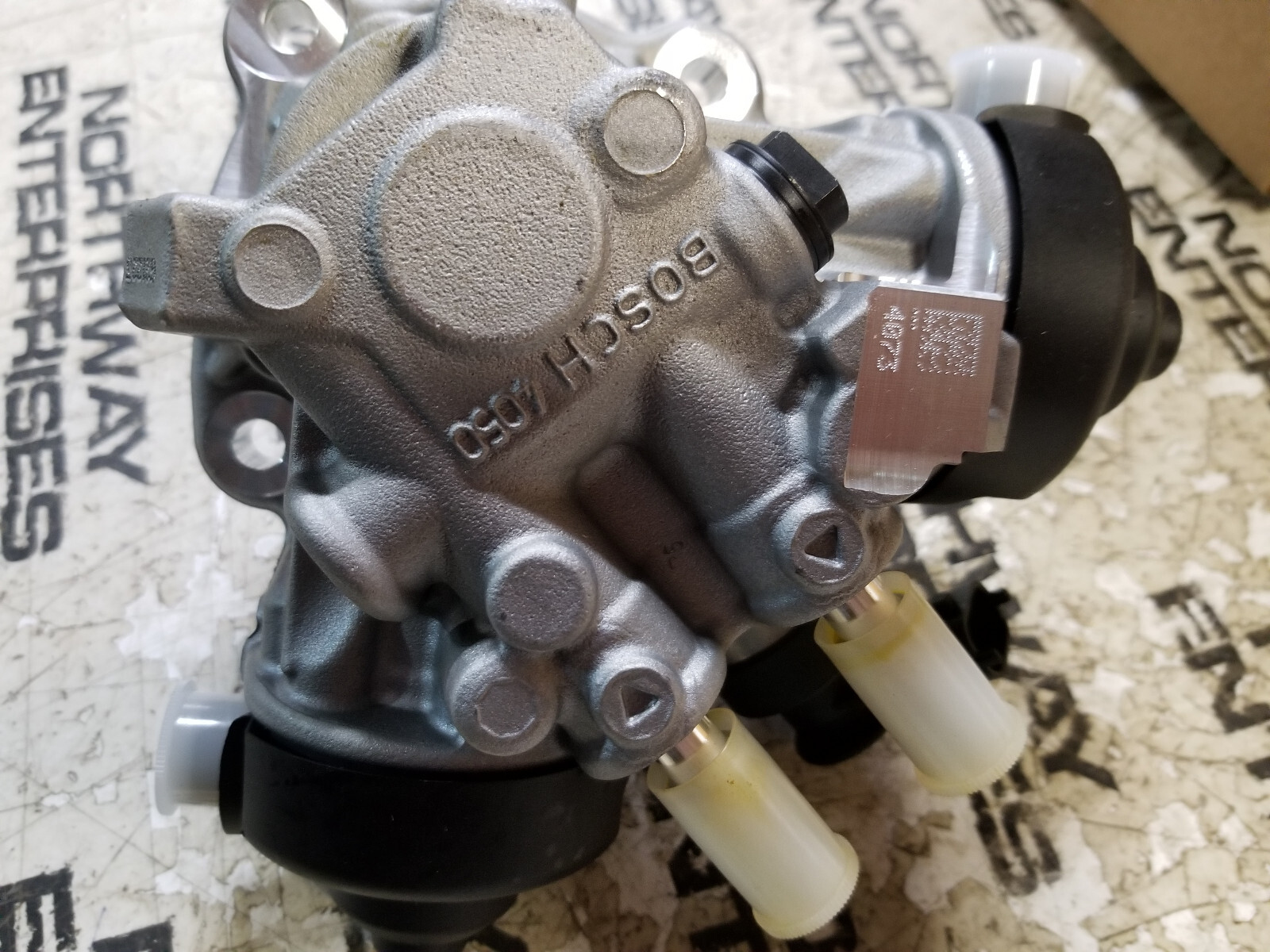 0445012013 High Pressure Diesel Fuel Injection Pump 2014-23 Ram 1500 CHEROKEE - Picture 8 of 9