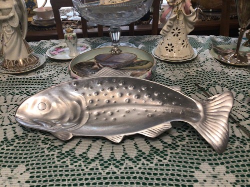 Large Fish RWP Pewter Fish Serving Platter Tray 17 X 9