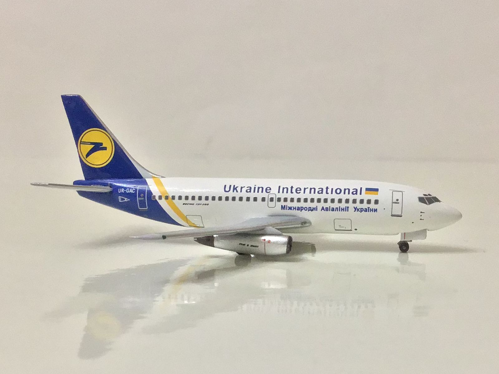 航空機・ヘリコプター AeroClassics 1/400 Olympic Air 737-300 Aero Classics Olympic Airways Boeing 737-300 Reg# SX-BLA 1