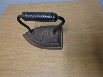 Vtg Geneva Illinois Cast Iron Sad Iron 5 point star w #6 - Door Stop - decor