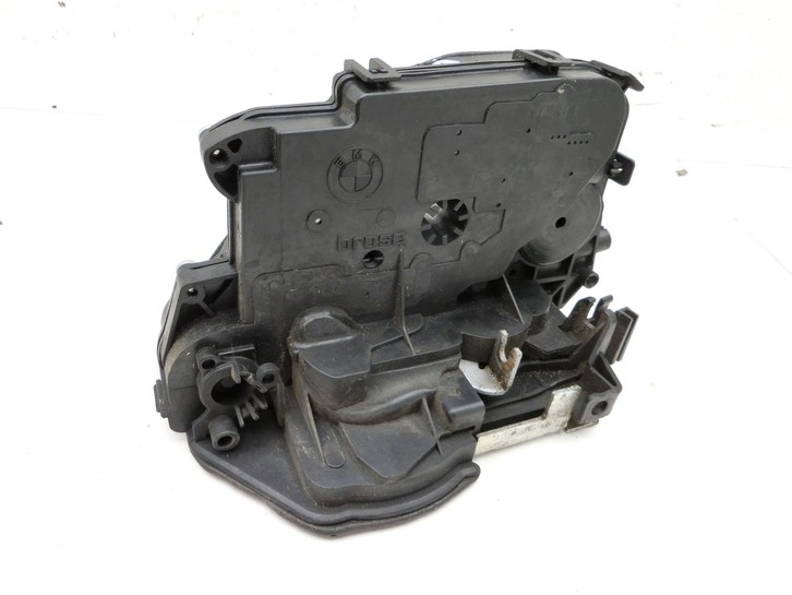 BMW 1er E88 125I 07-11 Cabrio Türschloss m. ZV Stellmotor Rechts Vorne BMW 1er E88 125I 07-11 26.10.2007 7202146... Vorschau 6
