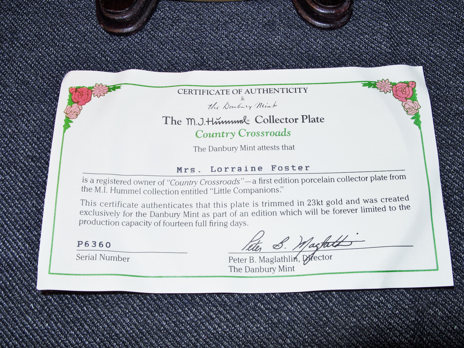 M.J.Hummel Collectors Plate Little Companions Country Crossroads Signed 1990 MIB