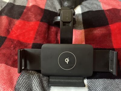 Qi S1 Black Infrared Auto Sensing Motor Driven Fast Wireless Car Charger Used