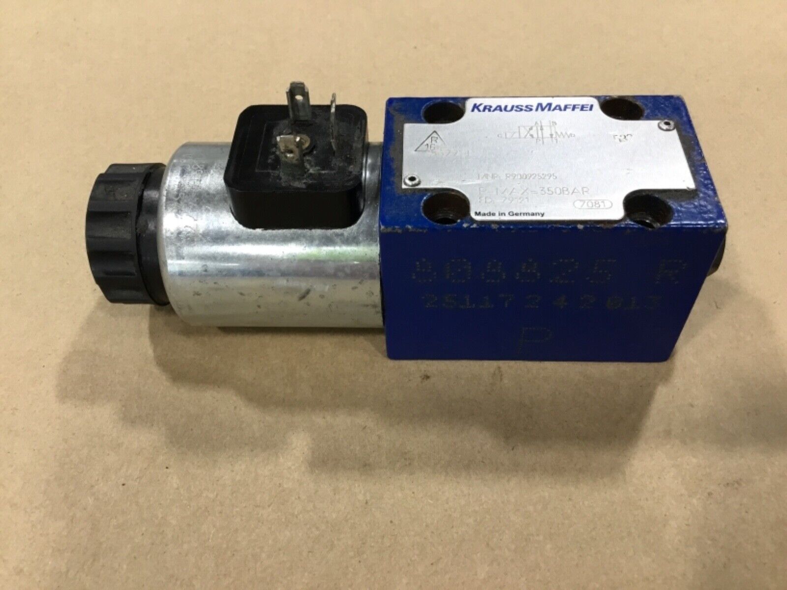 Krauss Maffei 2569914 Solenoid Valve R900925295 Krauss Maffei 2569914 Solenoid Valve R900925295