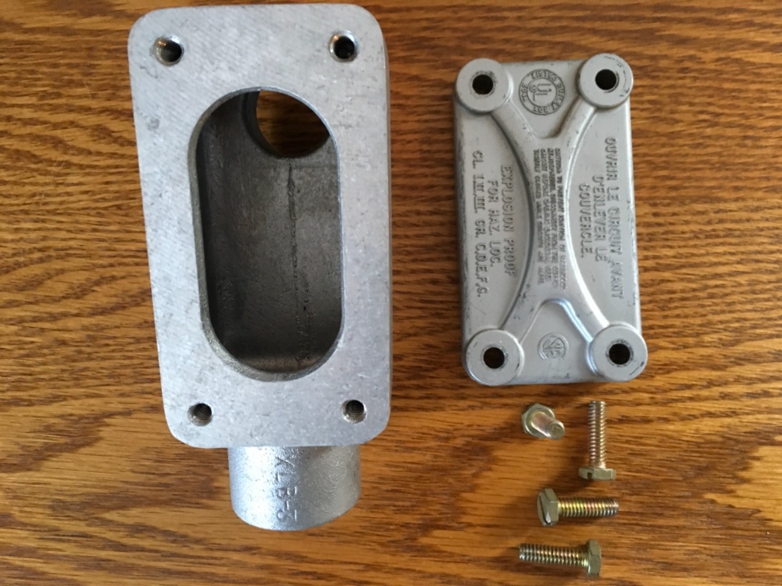 Xlb-3 LB 1” Explotion proof haz loc. For 1” conduit.