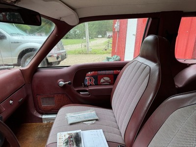 image 4 of interior
