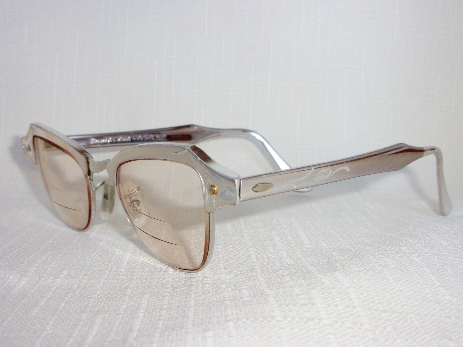 Bausch & Lomb Cateye Vintage Eyeglasses B & L 12K GF Silver Tone Alum Etched