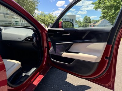 image 8 of interior