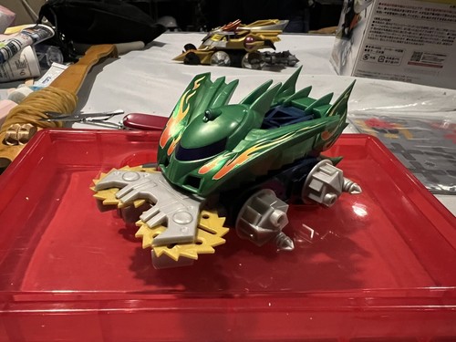 NEW Bandai SMP Crush Gear BATTLE1-EX2 Gaiki & Dino Spartan