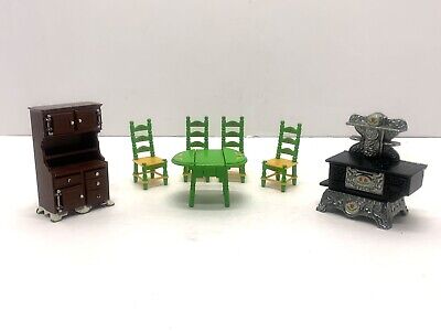 Cast Iron Dollhouse Kitchen Furniture Mattel Stove, Mattel Table Chairs, Hutch