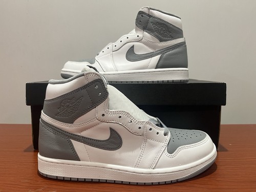 靴 Nike Air Jordan 1 High OG Stealth Air Jordan 1 'Stealth' (555088-037) Release Date. Nike SNKRS