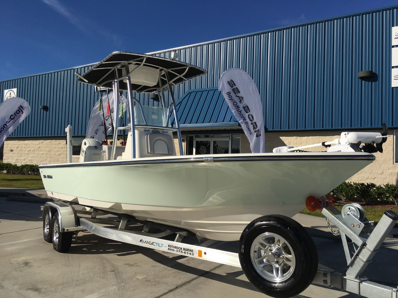2018 SEABORN FX-22 BAY SERIES TOTALLY TRICKED OUT! BRAND NEW!