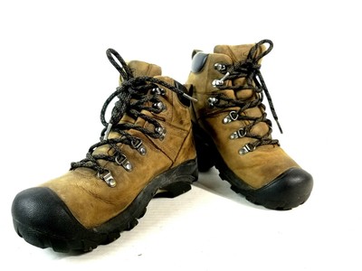 pyrenees ankle boots
