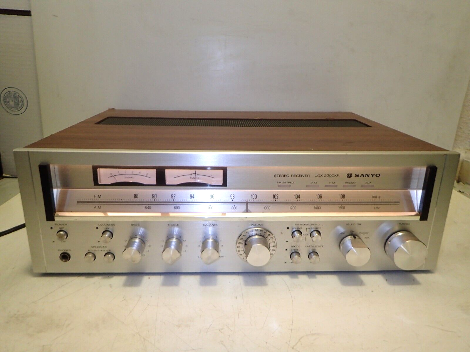 Sanyo JCX-2300KR Stereo Turner Receiver Vintage 1979 Audio Sanyo JCX-2300KR Stereo Turner Receiver Vintage 1979 Audio