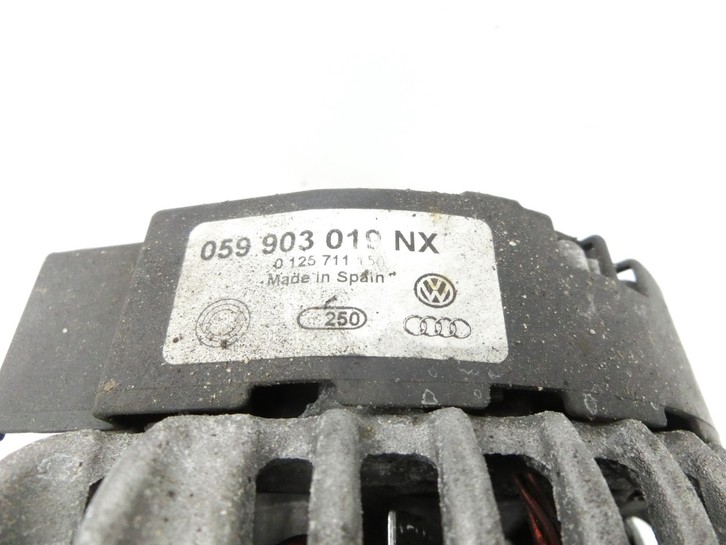 Audi A5 8T 11-16 TDI 3,0 180KW Lichtmaschine Generator 150A 14V Audi A5 8T 11-16 04.04.2013 059903019NX 0125711150... Vorschau 3