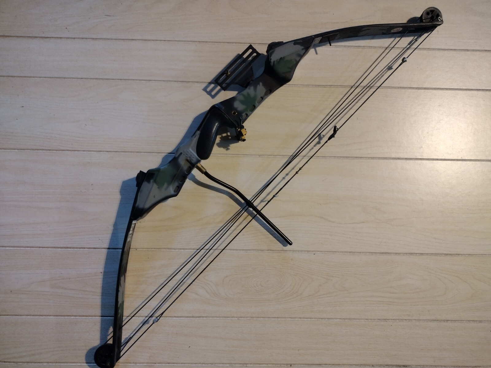 PSE USA Spirit Graphite Youth Compound Bow 25