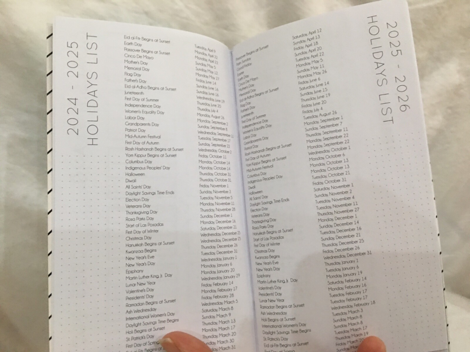 Pen & Gear April 2024 March  2026 2 Year Monthly Pocket Mini Planner 3.75"x6.75"