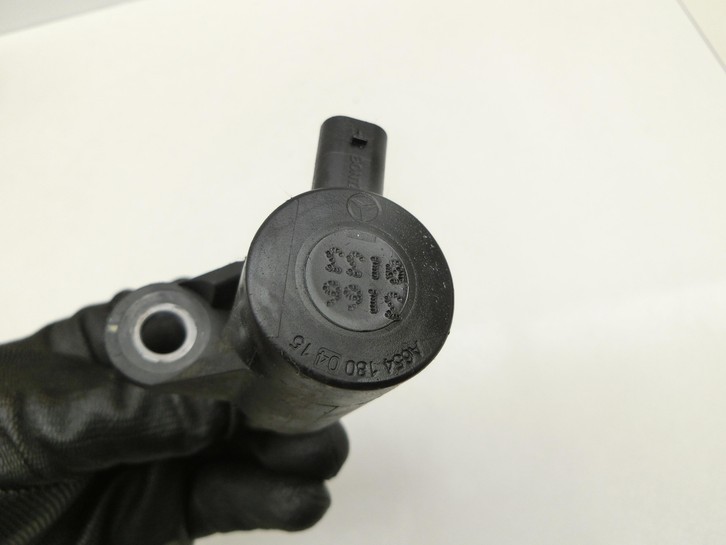 Oil pressure control valve for Adjustment Camshaft Mercedes S213 E220d 17-21 - Bild 3