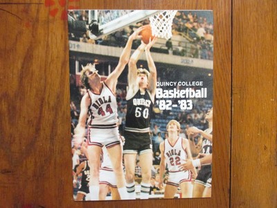 1982 Quincy College Men's Basketball Guide(19 Signed/SHERRILL HANKS/CHRIS JONES)