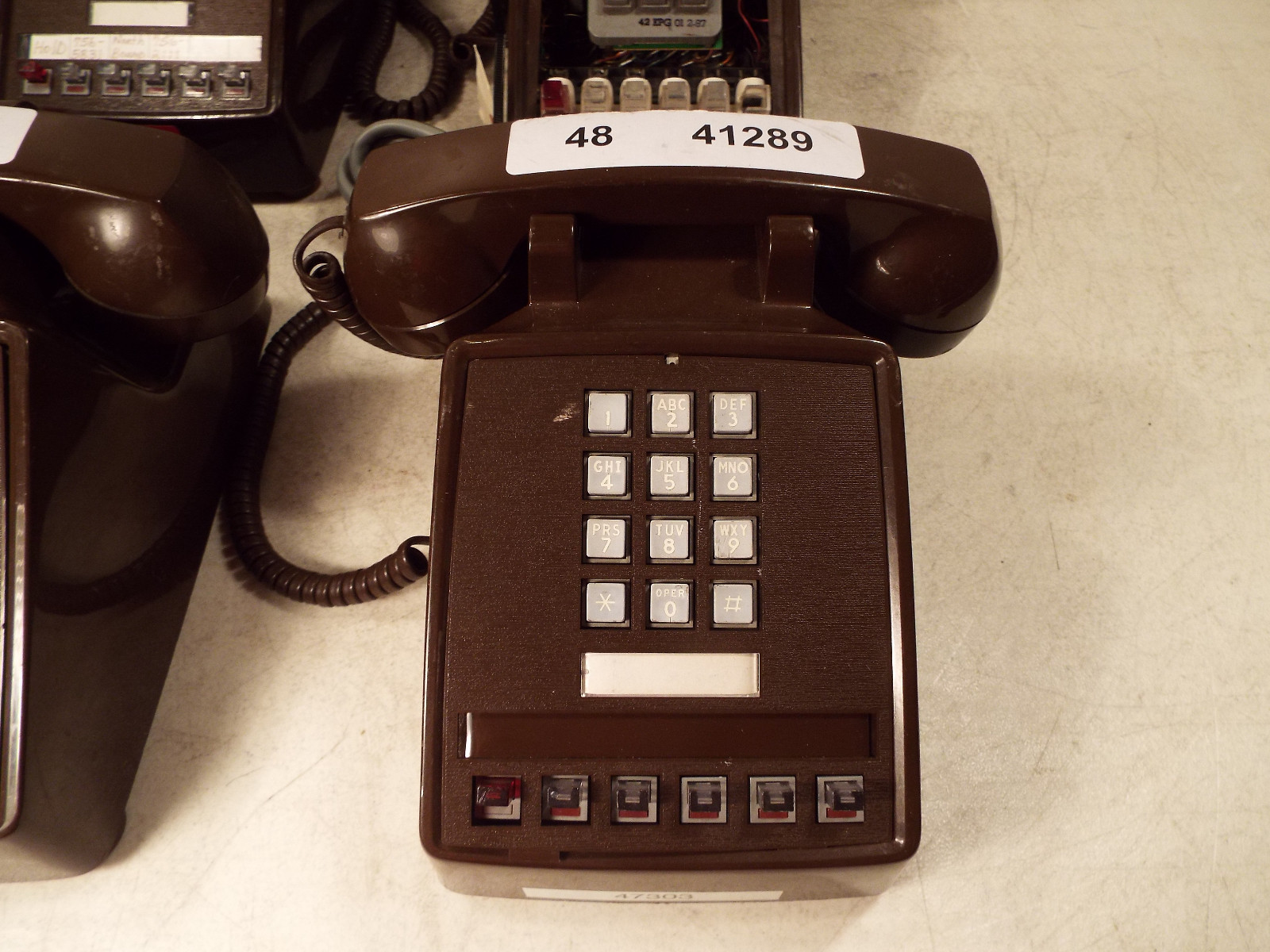 Lot of 4 Vintage ITT Telephones Brown USA Made 256445 - Business Push Button
