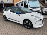 2017 DS DS 3 PURETECH CHIC 3-Door Petrol