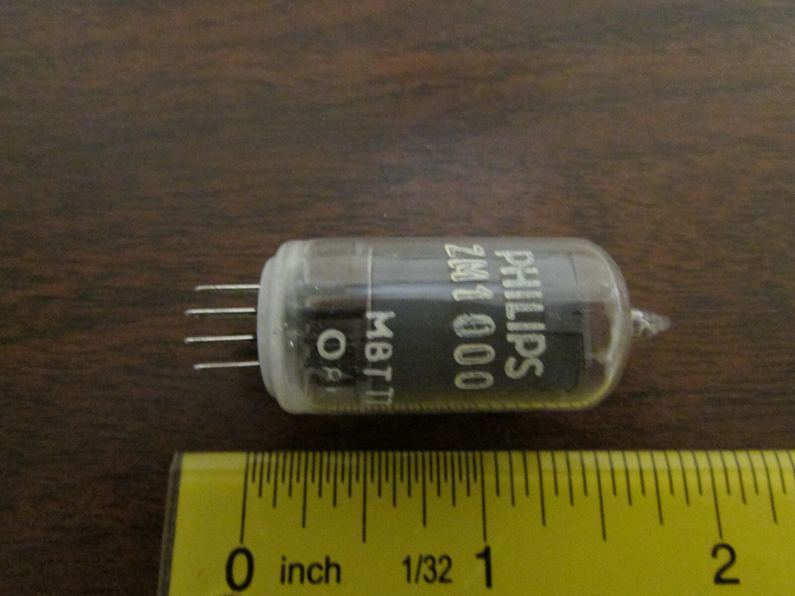 Nixie Vacuum Tube ZM1000 From Philips PM2421 DMM Multimeter Nixie Vacuum Tube ZM1000 From Philips PM2421 DMM Multimeter