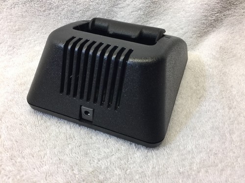 Motorola NTN1174A Cradle FREE SHIPPING FREE RETURNS (1496)