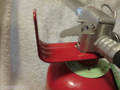 🔥🧯2-UNIVERSAL FORK STYLE WALL MOUNT BRACKETS 5-10 & 20lb. FIRE EXTINGUISHER