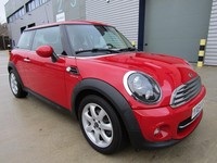 2014 MINI Cooper 1.6 EURO6 3DR 6 SPEED MANUAL PETROL LEFT HAND DRIVE Hatchback P