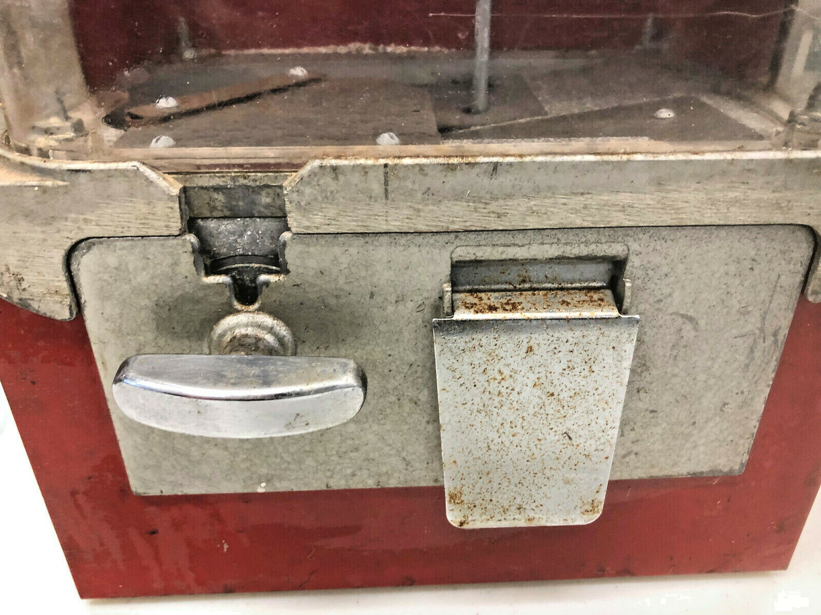 BS4 Vintage Gumball candy 5 cent table top vending dispenser hand crank machine